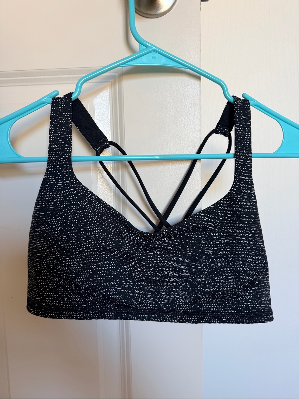 Lululemon Free to Be Bra